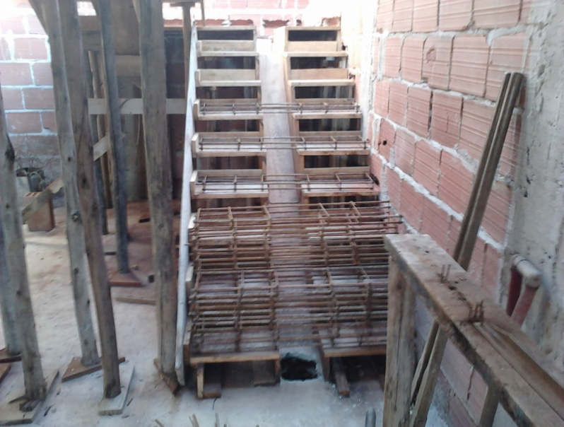 Concretagem de Escada Valor Ermelino Matarazzo - Concretagem de Laje Treliçada